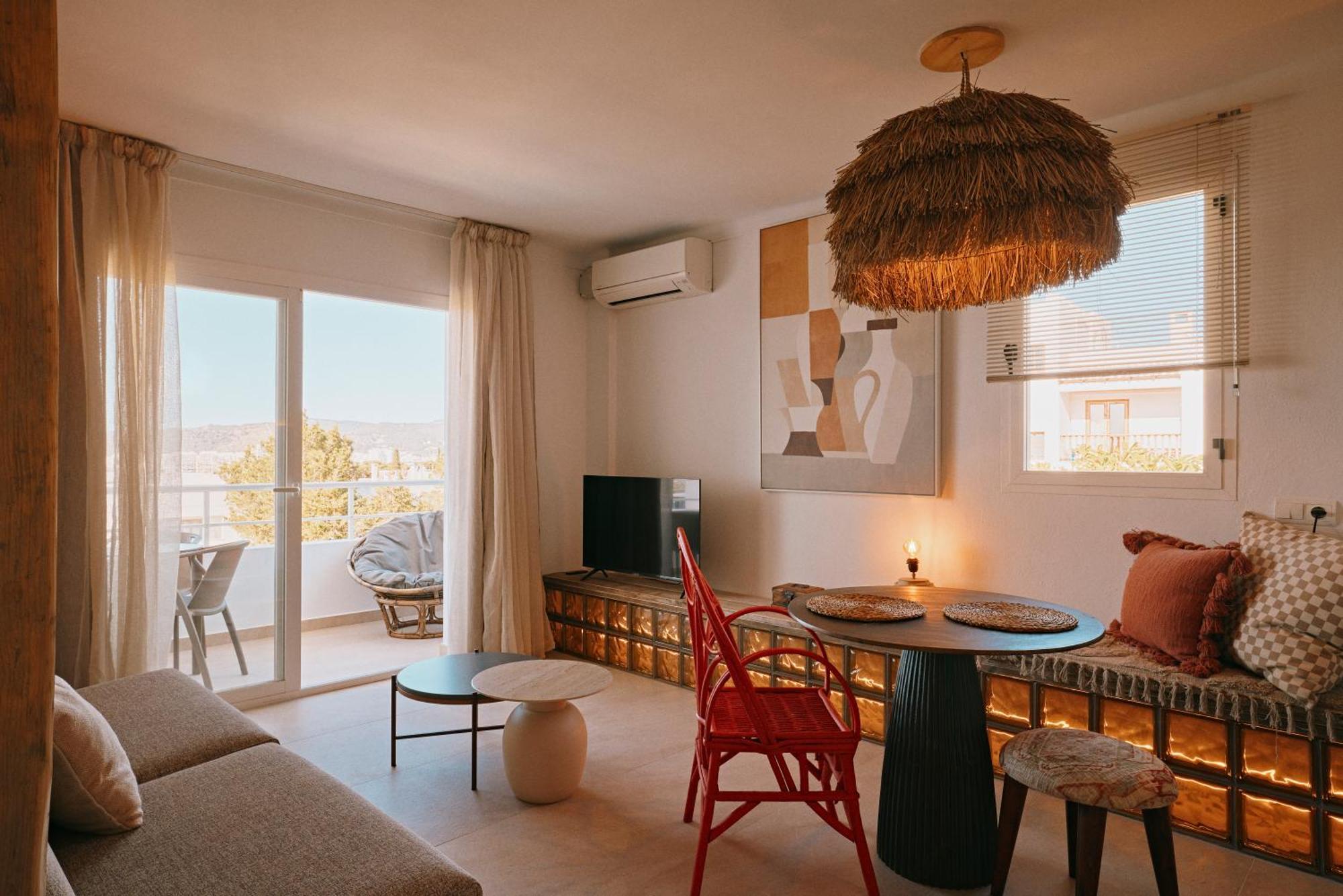 Sunset Oasis Ibiza Adults Only - New Rooms 2025 San Antonio  Exterior photo